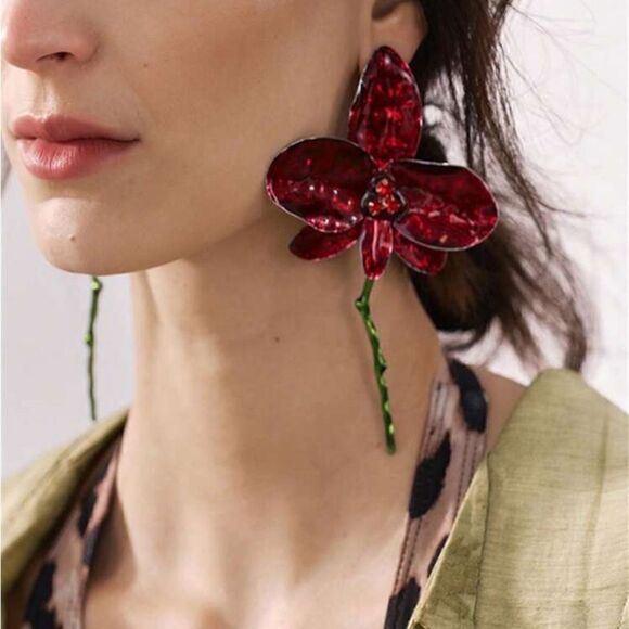 Zara Jewelry - Flower statement earrings #1183
